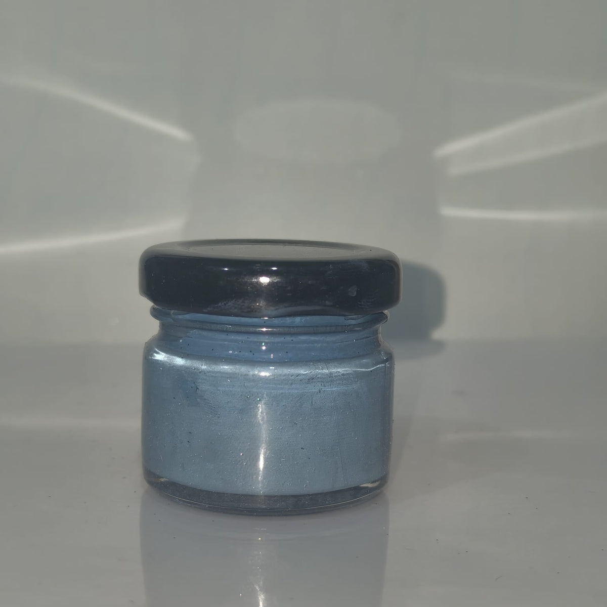 Greyish blue Opaque paste Pigment