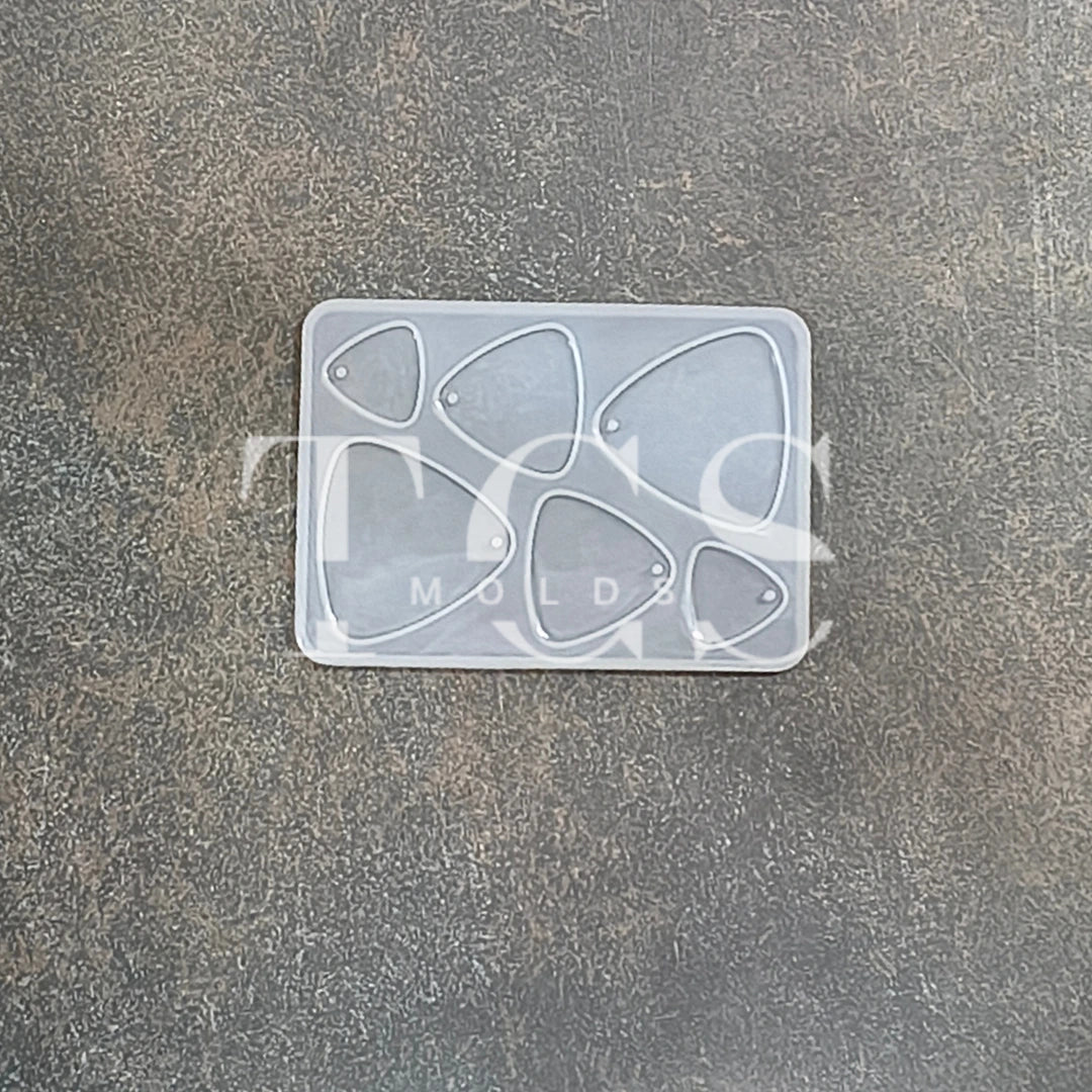 Silicone Resin Triangle Keychain Mold Silicone Mold for Resin Art for Epoxy & Resin Art | Silicone Mold for Resin & Candle Casting India