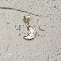 Pendant bazel with base