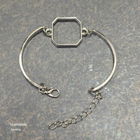 Hollow bracelet bazel (octagon)