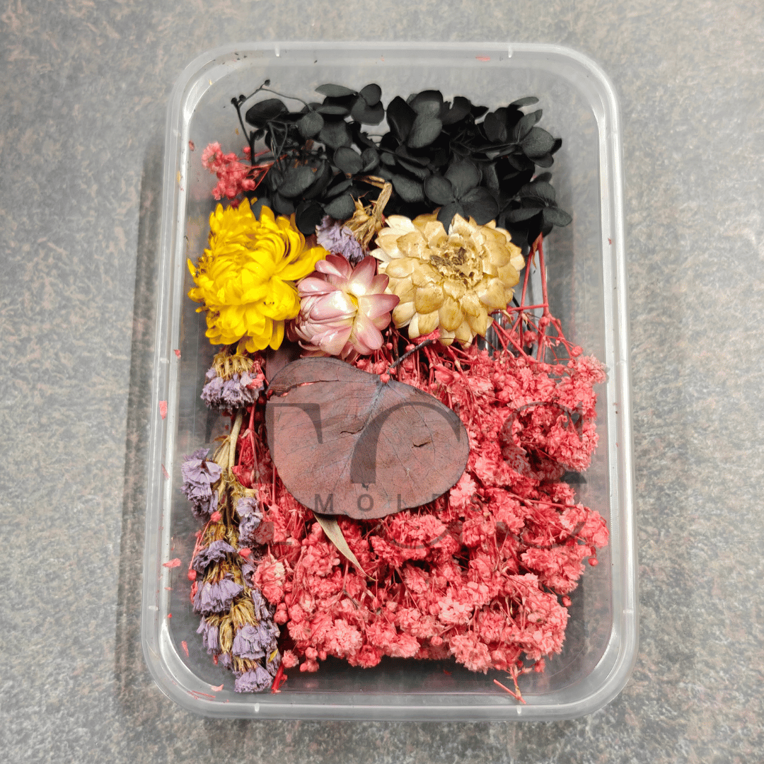 Red Dry Real Flower Box