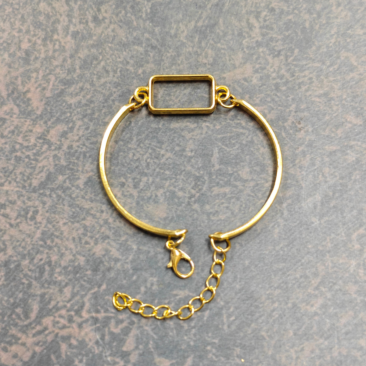 Hollow bracelet Bazel (rectangle)